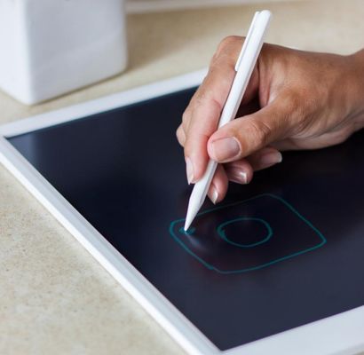 इलेक्ट्रॉनिक सामान के लिए इंजेक्शन मोल्डिंग चालक टीपीयू सामग्री