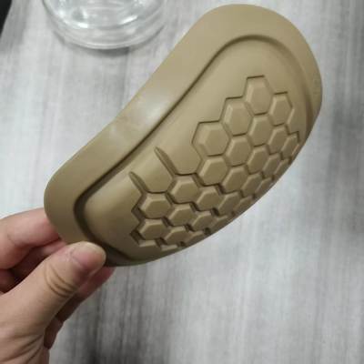 टीपीयू/टीपीआर/टीपीई गोली,थर्मोप्लास्टिक पॉलीयूरेथेन,शोर कठोरता 90/95 टीपीयू कच्चा माल घुटने के कप के लिए